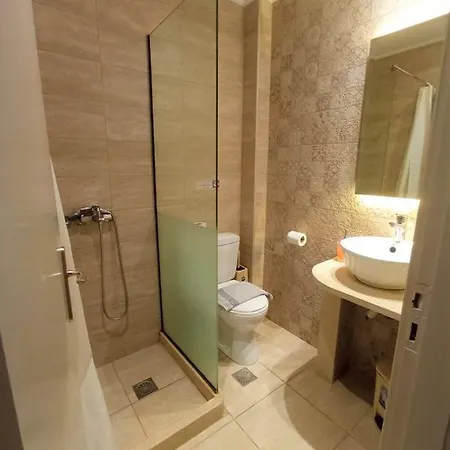 Bellarias House 3*