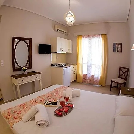 Bellarias House 3*