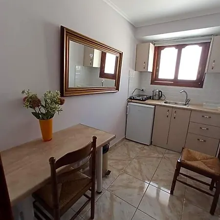 Bellarias House 3*