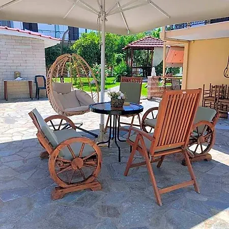 Bellarias House Апарт-отель Нидри