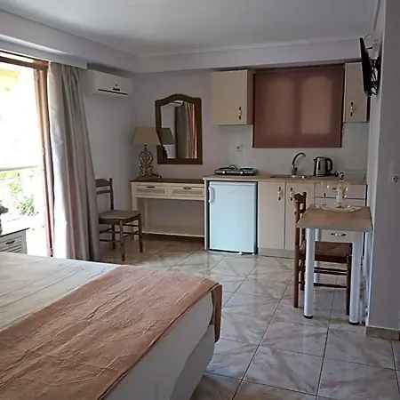 Апарт-отель Bellarias House Нидри