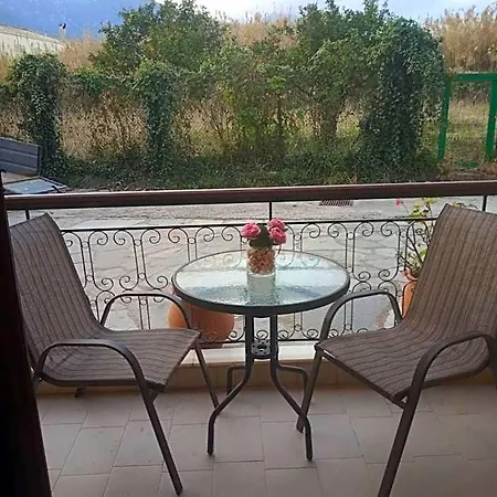 Апарт-отель Bellarias House
