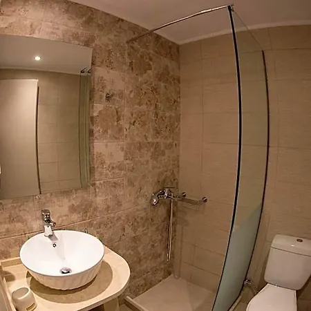 Bellarias House 3* Нидри