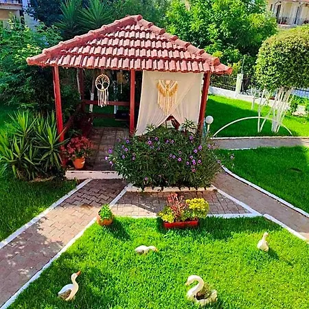Апарт-отель Bellarias House 3*