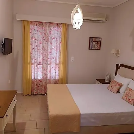 Апарт-отель Bellarias House Нидри